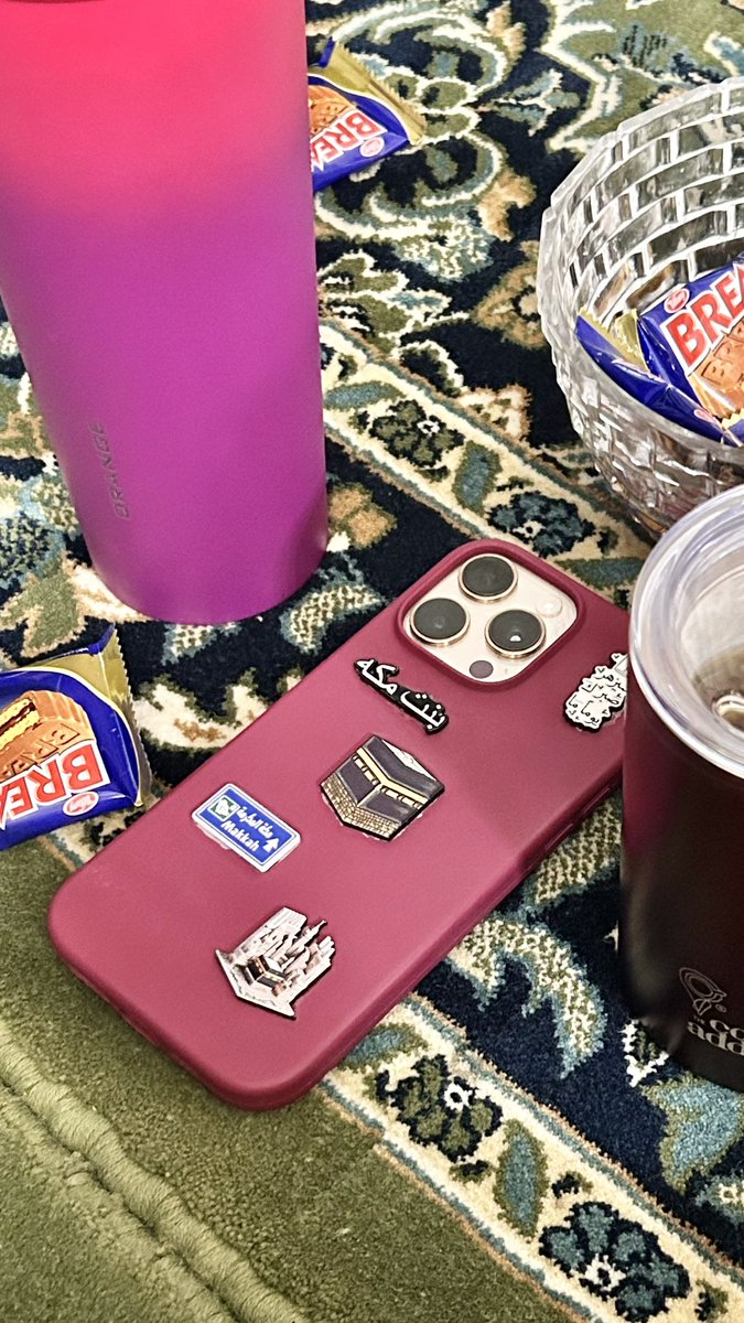 سبحان الله بعد تخرجنا من الدراسات القرآنية، جمعنا الله من جديد ولكن هذه المرة في أعظم بقعة على وجه الأرض بكلية الشريعة بالحرم المكي🕋❤️❤️!