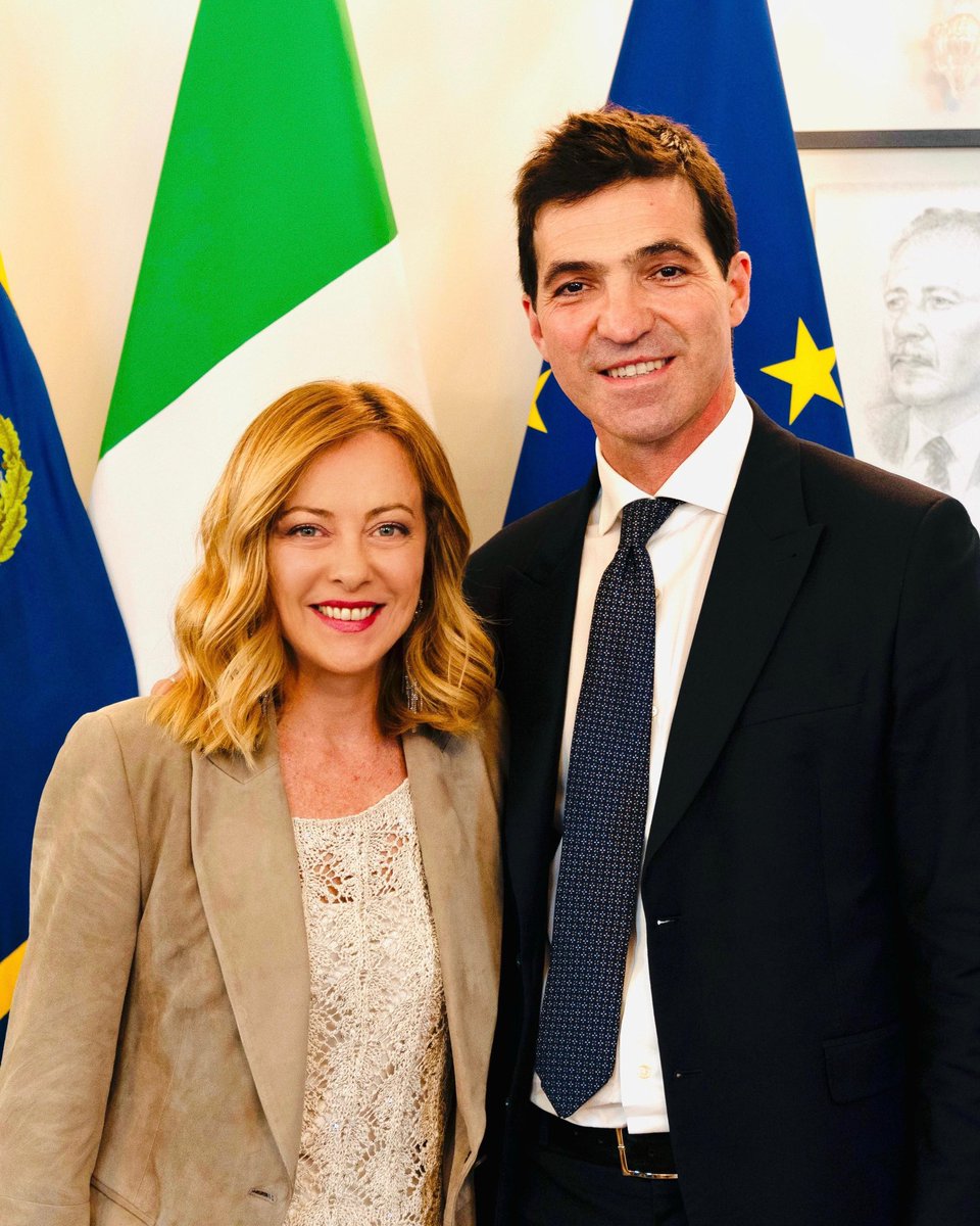 Francesco Acquaroli vince le elezioni regionali nelle Marche confermandosi Presidente. Gli elettori hanno premiato una persona che in questi anni ha lavorato senza sosta per la sua regione e i suoi cittadini. Sono certa che continuerà nel suo impegno con la stessa passione e