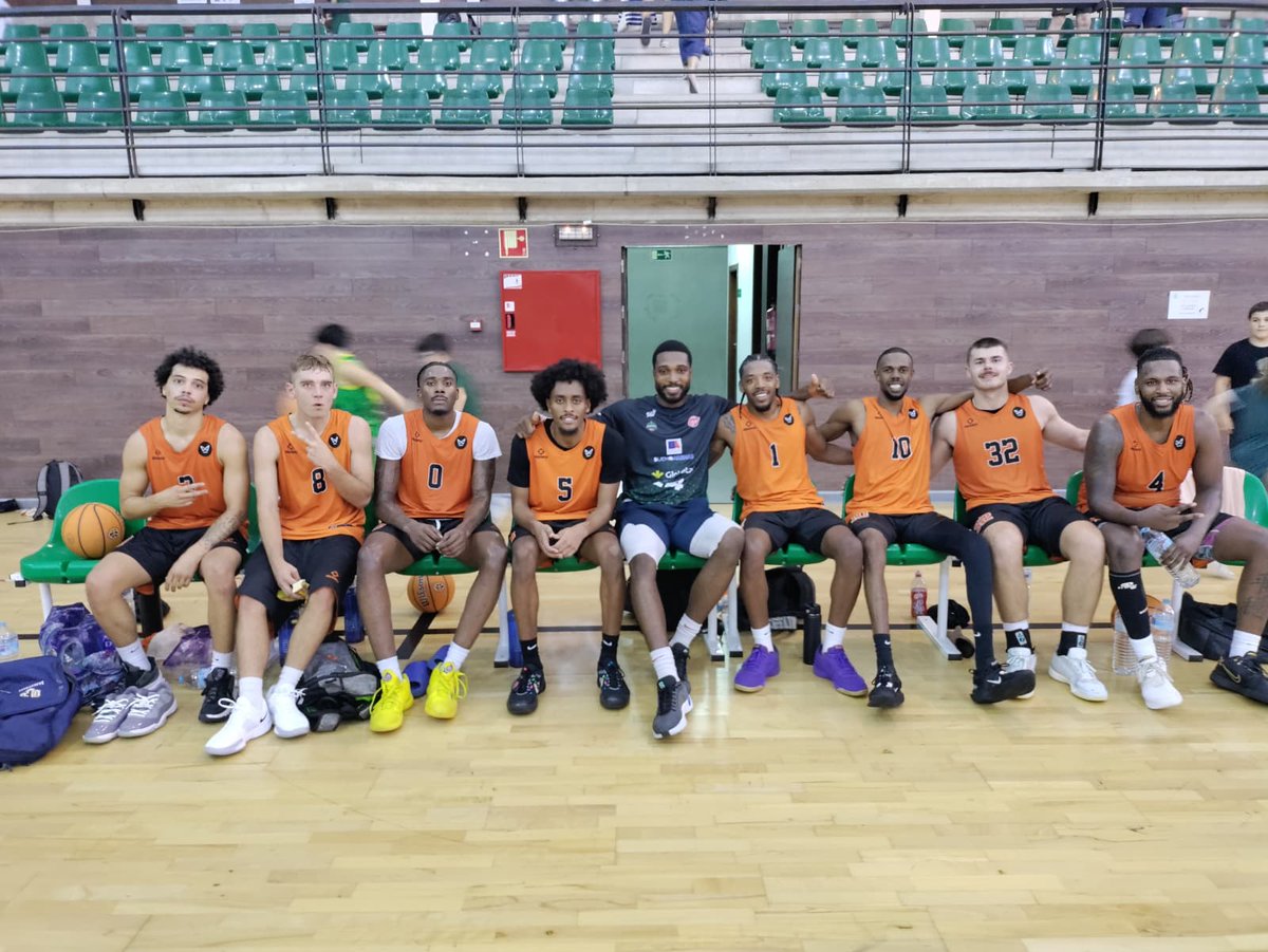 prohooperinc's tweet image. 1 tour with us in &apos;22 became a 4 year pro career for @opongthegreat1 who signed @AlbaceteBasket in the @SegundaFEB On tour he dropped 15&amp;amp;12 inc games vs Albacete &amp;amp; @FGLaRoda who he played for last year. He met our tour guys this month aherad of taking the court against them Go O!