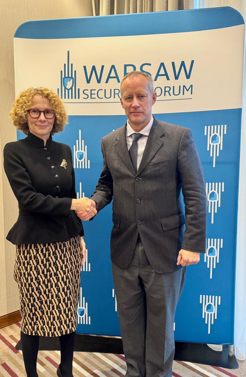 Radmila Shekerinska (@depsecgennato) on Twitter photo Good to meet Swiss State Secretary for Security Policy, Markus Mäder. We discussed #Switzerland's cooperation with #NATO and 🇨🇠contributions to <a href="/NATO_KFOR/">NATO Kosovo Force - KFOR</a> Good to meet Swiss State Secretary for Security Policy, Markus Mäder. We discussed #Switzerland's cooperation with #NATO and 🇨🇠contributions to <a href="/NATO_KFOR/">NATO Kosovo Force - KFOR</a>