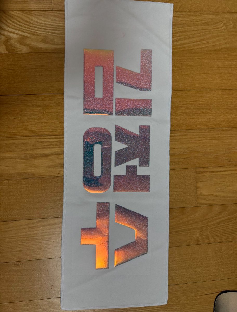 cocoming333's tweet photo. 김정수 슬로건 양도
0.4
엑스디너리히어로즈 엑디즈 포카 양도 판매
교환 엑디즈 https://t.co/rZ15z6jCgB