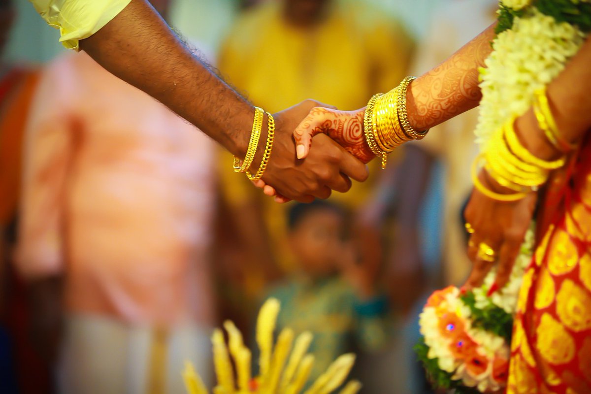 LanguageAllianc's tweet image. A Wedding in India and a Marriage in Illinois: How a California Court Decided the Legal Fate of a Traditional Hindu Wedding
languagealliance.com/blog/how-a-cal…
#alllanguagealliance #Indianlanguagetranslator #Indianlanguageinterpreter #HinduMarriageAct #HMA #expertwitness #Indianlaw