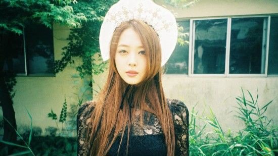 no caption, just vibes: sulli (f(x))