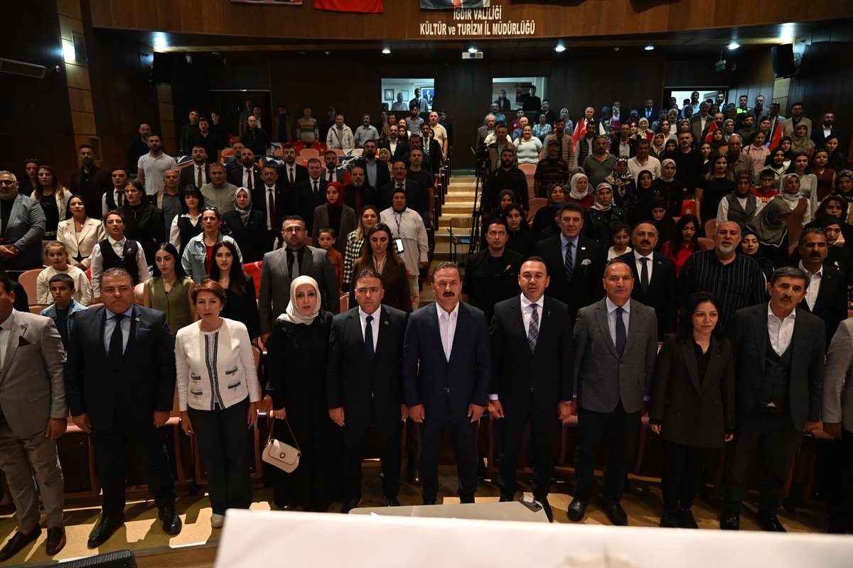 Genel Başkanımız Sayın Yavuz Ağıralioğlu’nun teşrifleriyle gerçekleştirilen Kars ve Iğdır Halk Buluşmasına Kadın Kollarımız da katılım sağlamıştır.