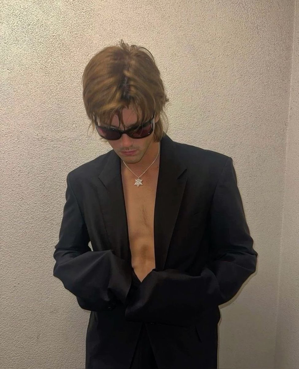 RPGAMSTERDA's tweet photo. 🇳🇱 Ficha

☆Nome: Beto Dunne

☆Idade: 21

☆Sexualidade: Bissexual https://t.co/PBihkLw8kz