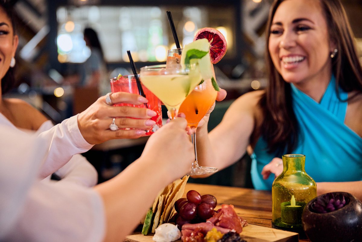 WHAT TO DO IN BOISE THIS WEEK: 
⭐ 10/2: First Thursday @ Downtown Boise
⭐ 10/4: Opening of Scarecrow Stroll @ Idaho Botanical Garden
⭐ 10/4: The Girls Day Out Expo @ Expo Idaho 
⭐ 10/4: 3rd Annual Idaho Ciderfest @ Bannock St

Find more events at visitboise.com/events!