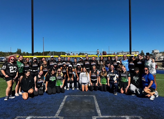 MATC_SB's tweet image. This past Sunday the MATC softball team hosted Mount Mary University for a fall scrimmage. 

In attendance were members of the 14U Wisconsin Twisters softball team. The Twisters were there to watch and support their coach, Stormers Pitcher/Infielder Neveah Folk.