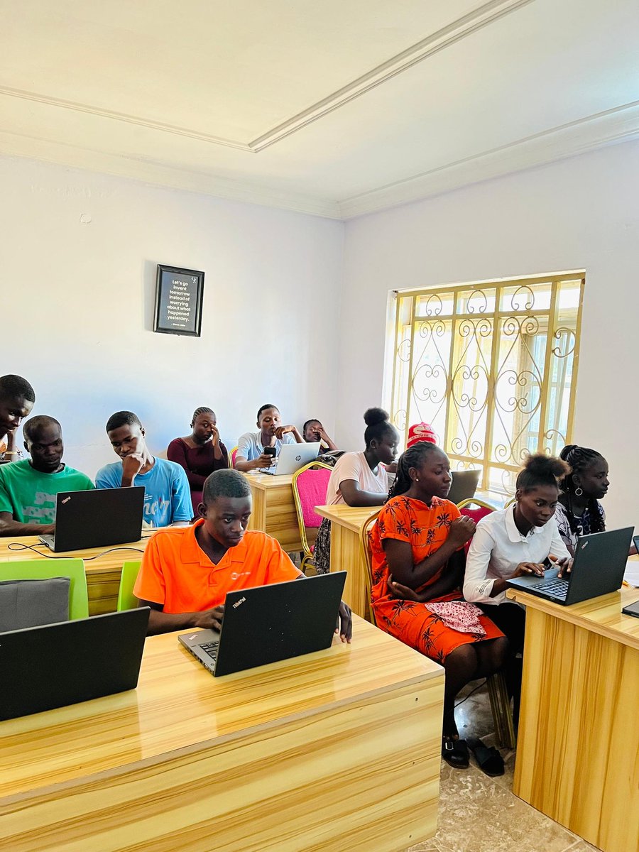 junior_rims's tweet photo. From blank canvases to bold creations,
My Graphic Design journey has been a wild mix of pixels, patience, and plenty of Ctrl+Z moments 😅  
Learning how to design have been made easier at @LangtangIHub with @Heiz__Max 
My first Flyer Design don land 👇👇👇 https://t.co/C1dqfzqQbh