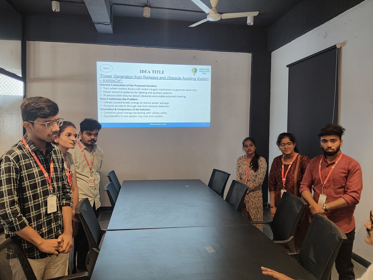 MatrusriEC's tweet photo. MATRUSRI ENGINEERING COLLEGE,  proudly hosted the Internal Hackathon for #SIH2025 on Sept 26!  🇮🇳 #Innovation #Hackathon #sih2025 https://t.co/3NE0hlVIU5