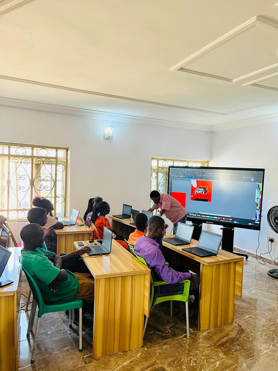 junior_rims's tweet photo. From blank canvases to bold creations,
My Graphic Design journey has been a wild mix of pixels, patience, and plenty of Ctrl+Z moments 😅  
Learning how to design have been made easier at @LangtangIHub with @Heiz__Max 
My first Flyer Design don land 👇👇👇 https://t.co/C1dqfzqQbh