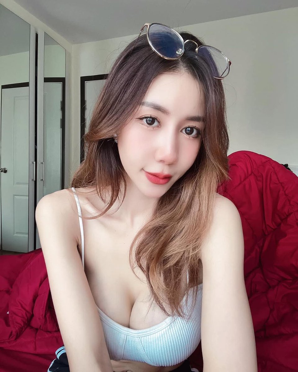 DiamondIng88073's tweet photo. 不要亂按
不然會得到一個��色的女友
小心我去找你
#按愛心轉推留言 https://t.co/dtTj51i9tz