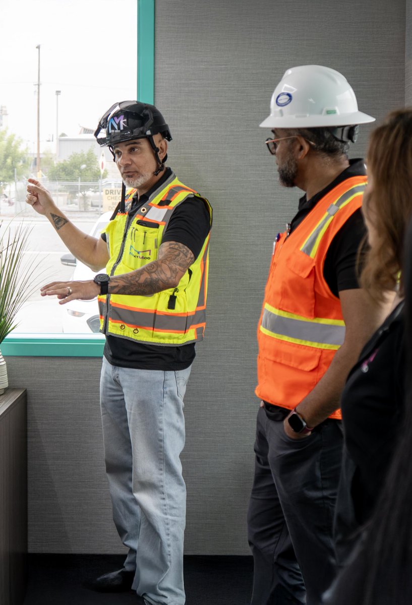NextModInc's tweet image. This Friday we had the privilege of giving @flyLAXairport  a closer look at our facilities. It is a proud moment for our team to demonstrate the quality, creativity and dedication that goes into every project.