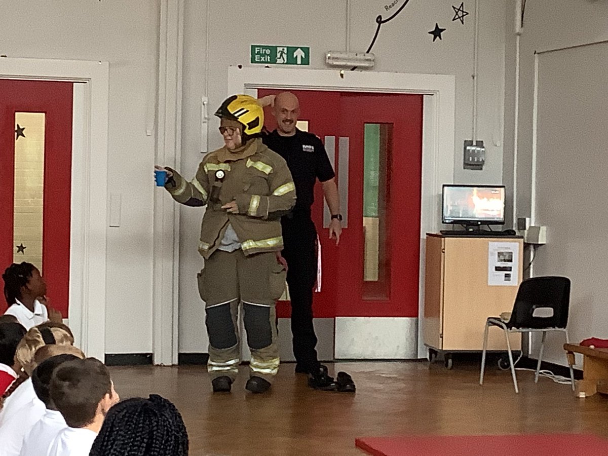 Hollyfast Primary School tweet media