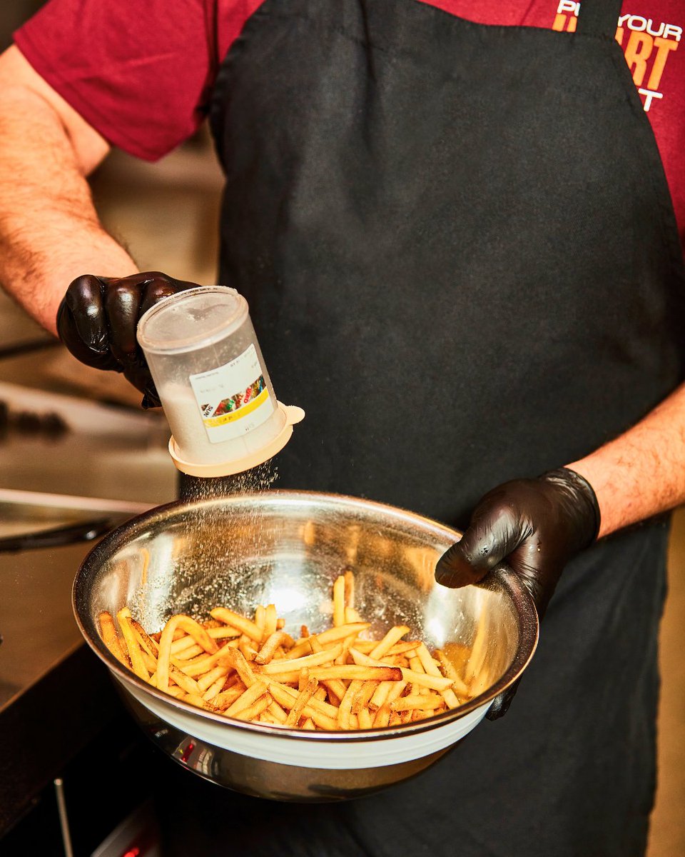 IYKYK: Once you try our Smashfries tossed in
rosemary, garlic, and olive oil, regular fries just won’t
cut it. 🍟✨ #Smashburger