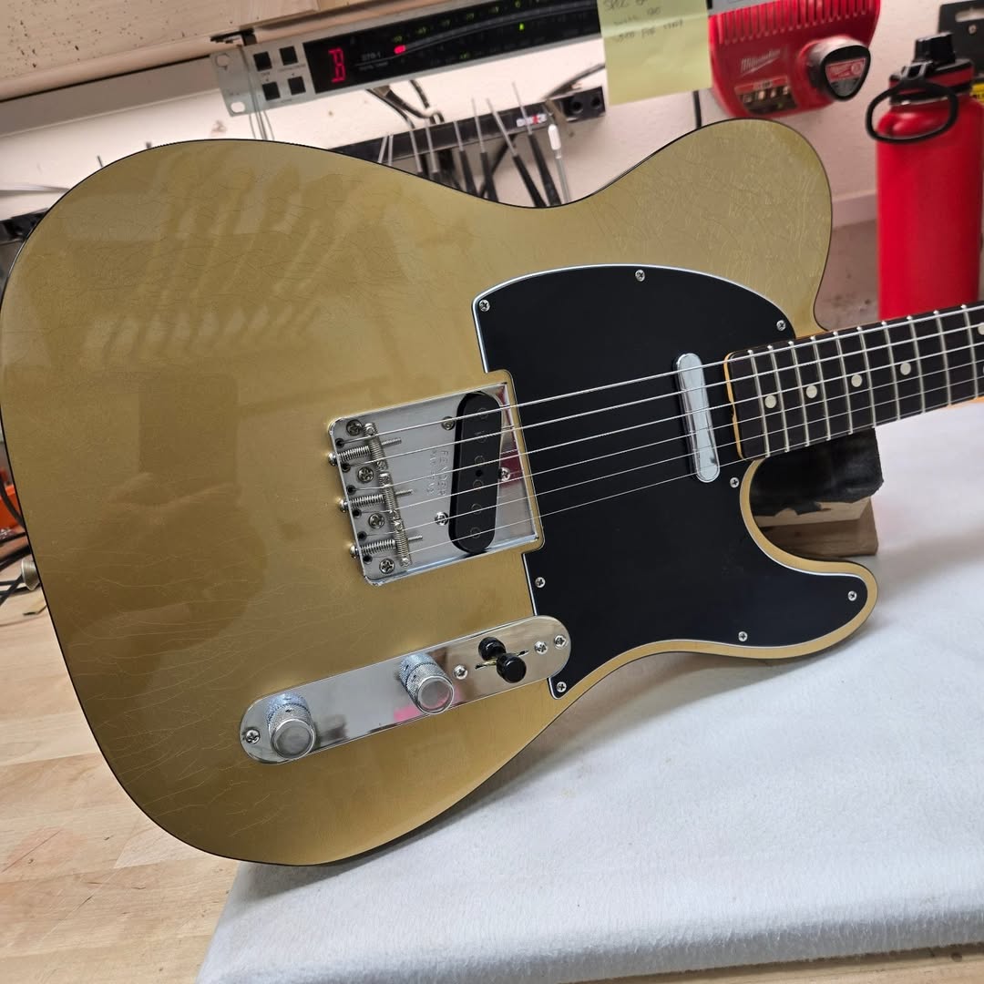 Fender's tweet image. Take a look at this dazzling Aztec Gold Tele from Jason Smith. ✨ Tag someone below who would add this one to their collection.