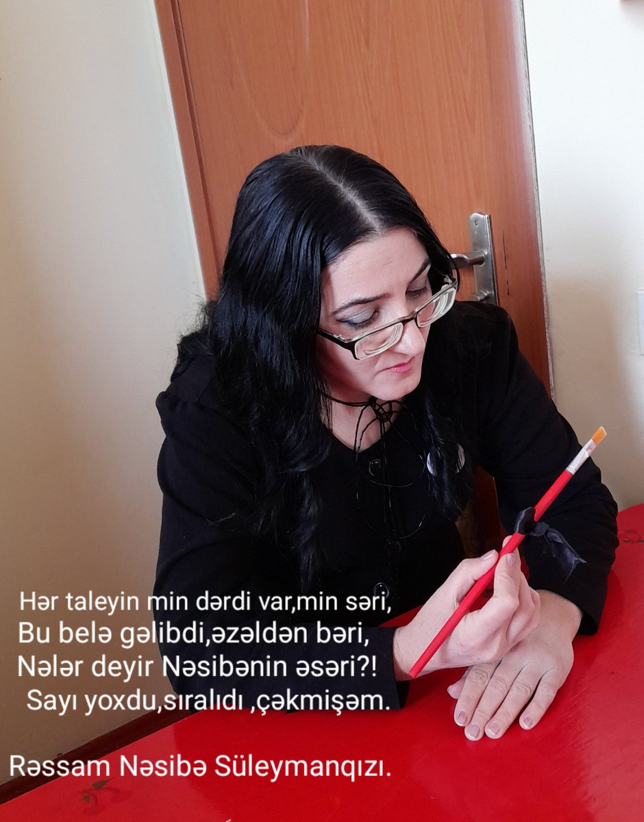 Bəzəndə fırçamla dərdləşirəm...