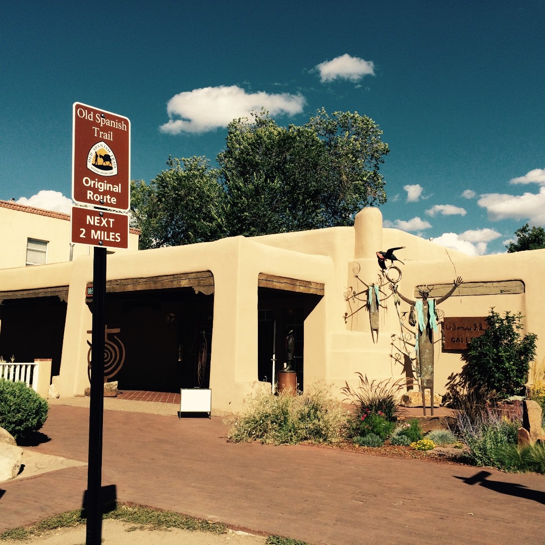 Become a National Trails Landscape Architect member through <a href="/ace_corps/">American Conservation Experience</a> in partnership with the @natlparkservice National 👟 Trails Office in Santa Fe, New Mexico.

Learn more and apply now ➡️ usaconservation.applicantpool.com/jobs/1247186

📸 NPS 

#NPSYoungAdults #YourParkStory #NationalHistoricTrails