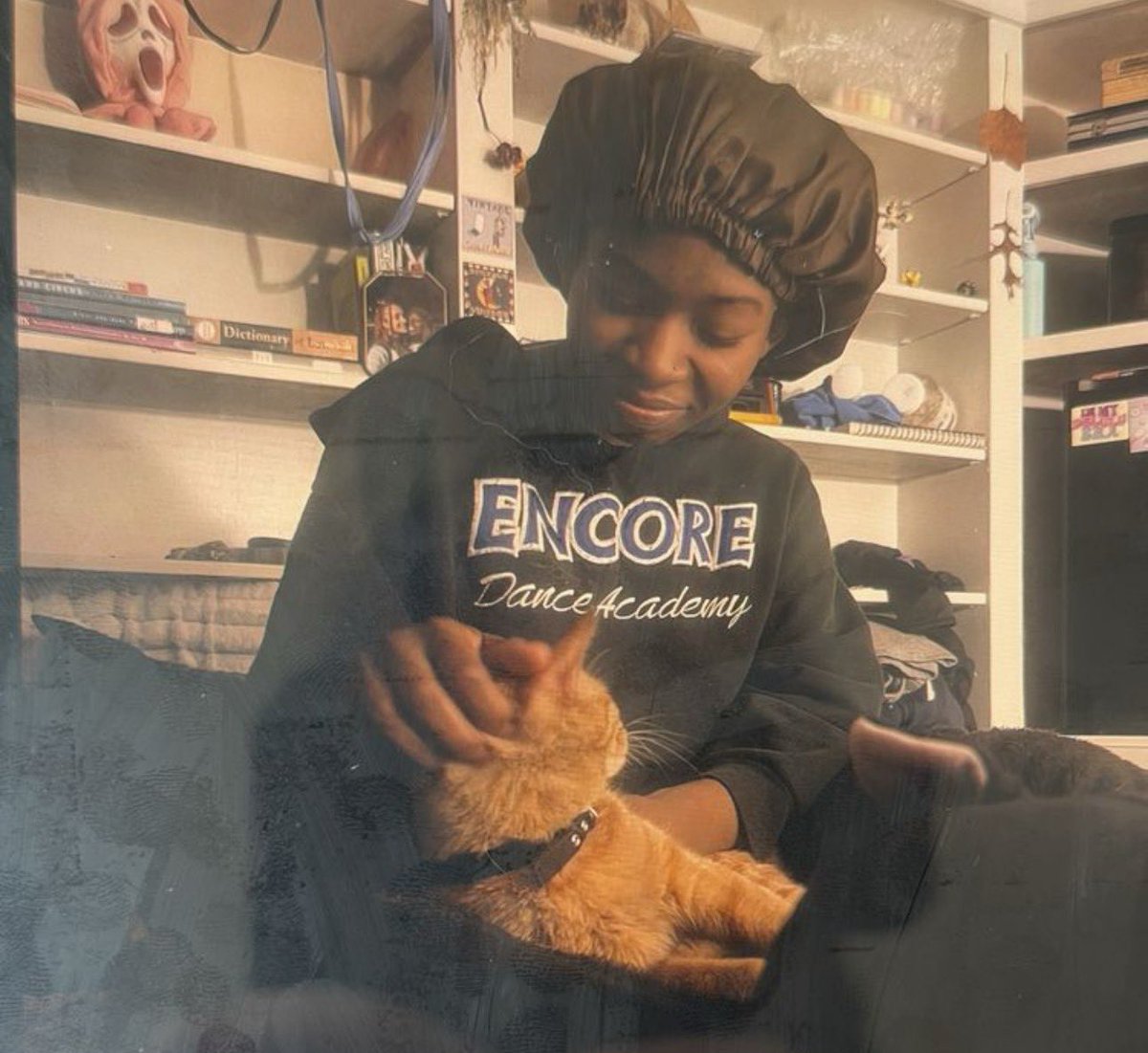Help Police Locate 23 Y/O Keesha Lochard (5’4; 130lbs) 

She  was last seen on Sept. 29 at approx 9:39 a.m., in the 3000 blk of Pelham Ave., wearing a green Encore Dance Academy hoodie (as seen in the photo) &amp; black basketball shorts. 

Call Missing Persons @ 443-984-7385 or 911.