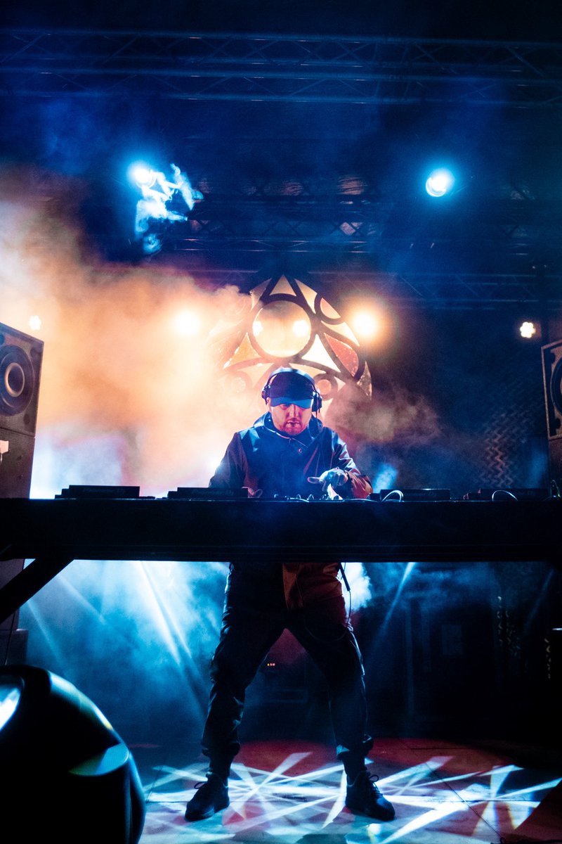 Submersion_Fest's tweet image. IT’S SUBMERSION WEEK!!! See you soon 😃