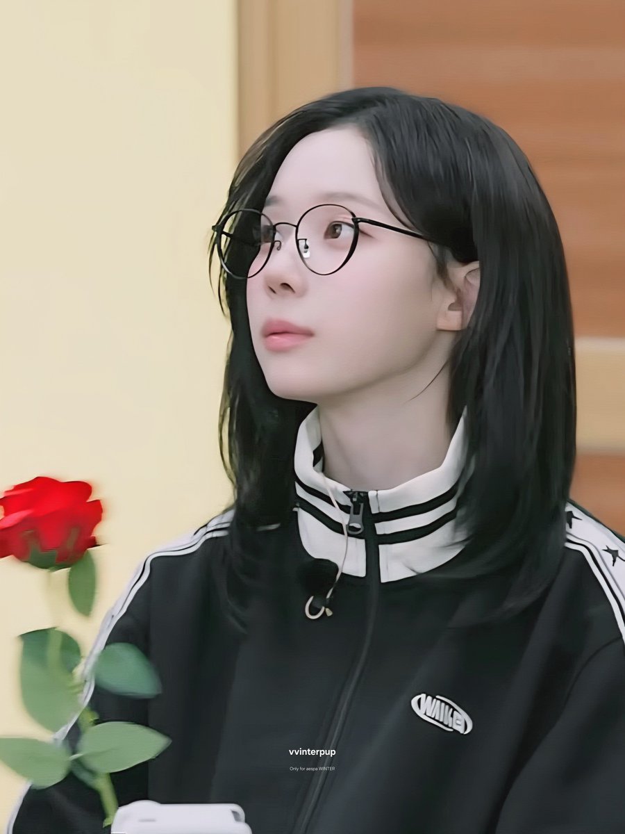 #aespa #WINTER #에스파 #윈터 
School of Rich EP.02 (3)