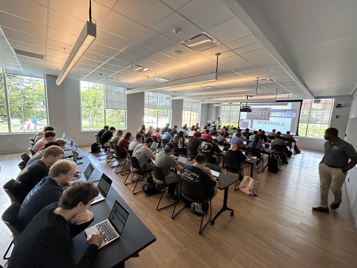 WKUGordonFord's tweet image. 🔥📊 On Friday, our Hilltoppers took on the GFCB Excel Challenge! From speed cases to dashboards, they crunched numbers, analyzed data, and proved Excel is anything but boring. 💻👏
#WKU #YouBelongAtGFCB #ExcelChallenge