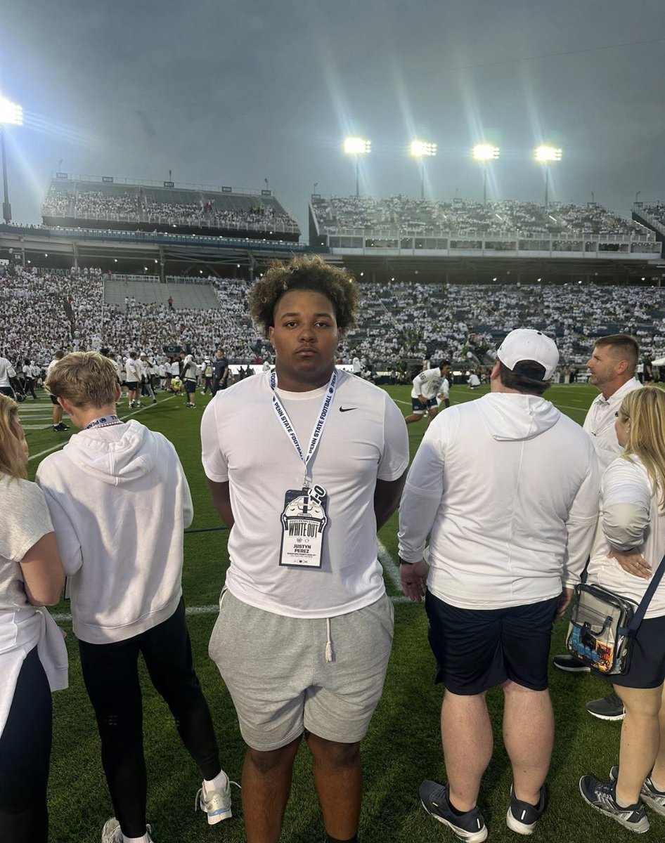 KYFUTURESTARS's tweet image. Kentucky Future Stars alum Justyn Perez holds a Penn State offer among others and I’m told he had a highly impressive visit this past weekend! #Brotherhood 🏈🏈🏈 @itz_justyn @PennStateFball
