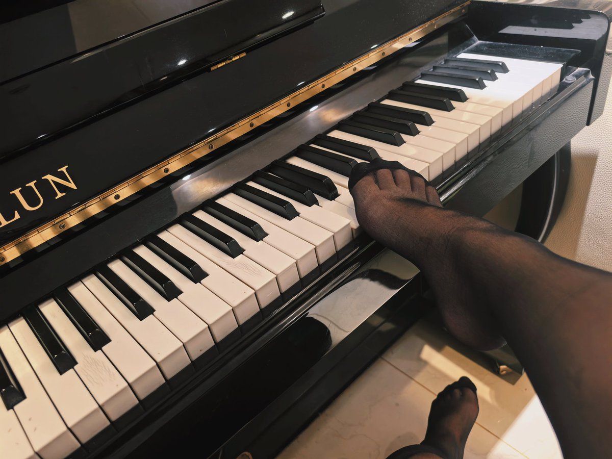 黄推福利内容 - 🦊婳的精彩图片 福利姬🦊婳分享的黄推图片4 - 网红私拍内容