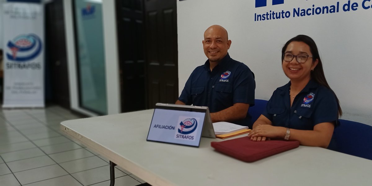 FSitrafos's tweet photo. ✍️ Como parte de nuestro compromiso con el fortalecimiento laboral, @sitrafos_sv esta presente en la contratacion del nuevo personal @Fosaludoficial acompañando y respaldando este importante paso en la estabilidad y seguridad de los trabajadores. https://t.co/lt6KN67rJY