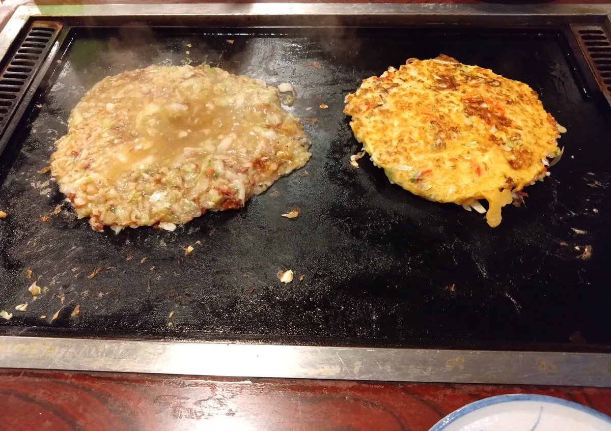 もんじゃとお好み焼きを並行