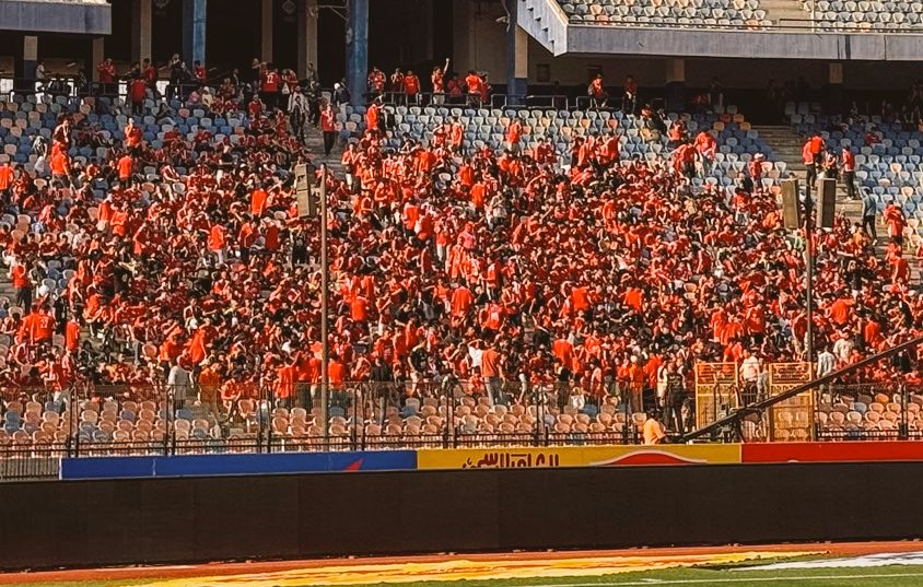 Cairo_Stadium1's tweet photo. لقطات من الحضور الجماهيري 
استاد القاهرة الدولي 🏟️
#الاهلي_الزمالك https://t.co/YQNwxp2J1F