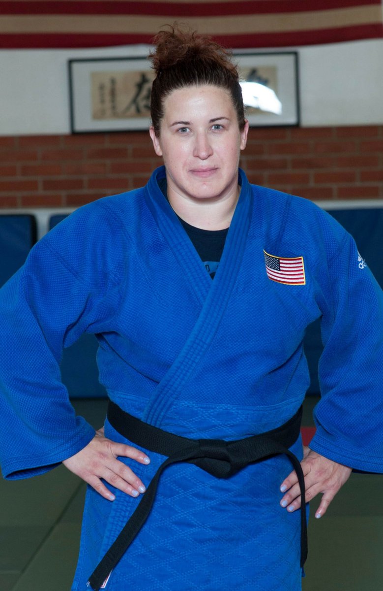 MoveUnitedSport's tweet image. This #DeafAwarenessMonth, we’re proud to spotlight Nina Cutro-Kelly, Move United’s Competition Manager, 2021 Judo Olympian &amp;amp; 2022 Deaflympic Champion. A proud member of the DHH community, she’ll head to Tokyo in November to coach &amp;amp; compete! 🔗 moveunitedsport.org/leadership/nin…