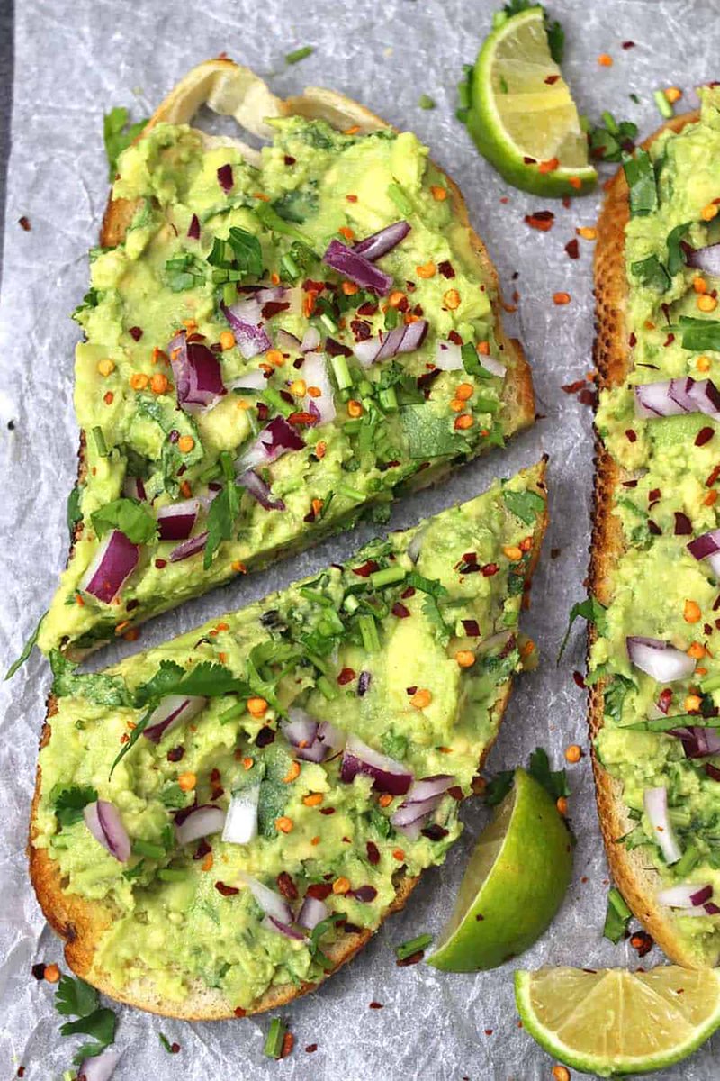 kushigalu's tweet image. Avocado Toast for meatless monday
Recipe cookwithkushi.com/best-avocado-t… 🥑✨ Starting the week fresh with creamy avocado toast topped with chili flakes &amp;amp; a squeeze of lemon 🍋 #MeatlessMonday never tasted this good! 🌱💚