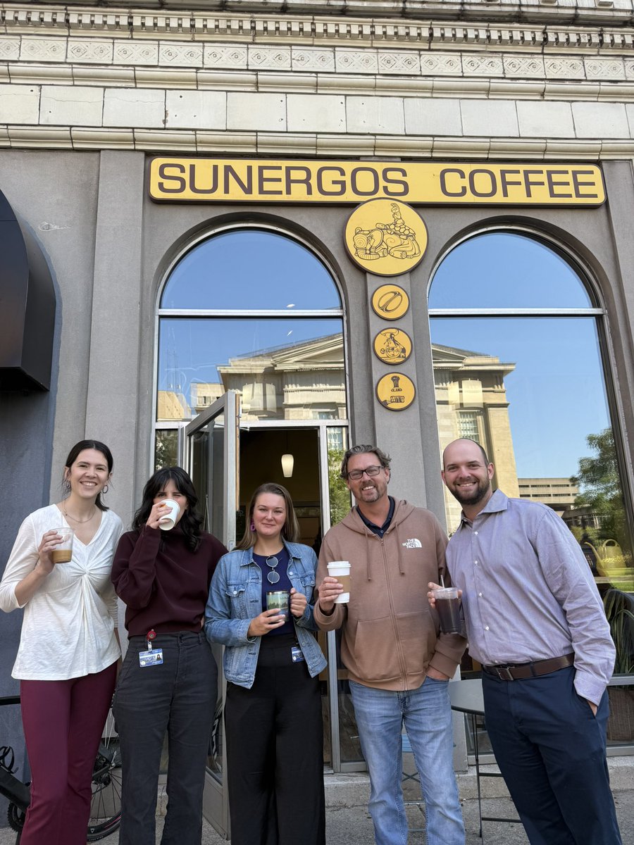 LouisvilleMayor's tweet image. Your daily reminder: coffee tastes better when it’s local. #NationalCoffeeDay