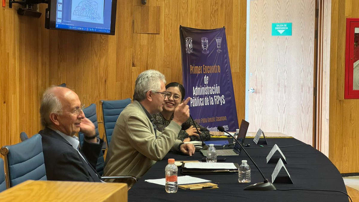 politicas_ceap's tweet photo. ¡Gracias por acompañarnos en el Primer Encuentro de Administración Pública de la @FCPyS_UNAM! 🙌
Su participación hizo posible un espacio de reflexión y diálogo sobre los retos de la #AdministraciónPública.
📅 ¡Nos vemos en 2026 para la segunda edición!
#CEAP #FCPyS #AP https://t.co/anI9ysr9Il