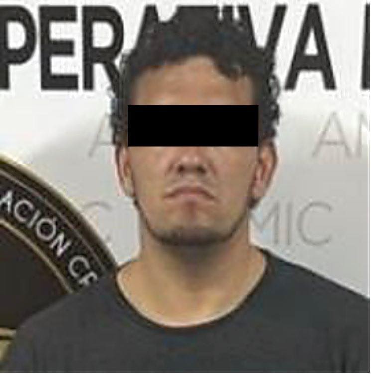 InfoSon1's tweet photo. La @fgjesonora vinculó a proceso a Rodrigo “N”, conductor de app, acusado de asaltar con violencia a un pasajero en Hermosillo. 🚨
El Juez dictó prisión preventiva y otorgó 2 meses para cerrar la investigación complementaria.
#Sonora #Hermosillo #FGJES #Seguridad
Lee más en: https://t.co/jWxuE34mLP
