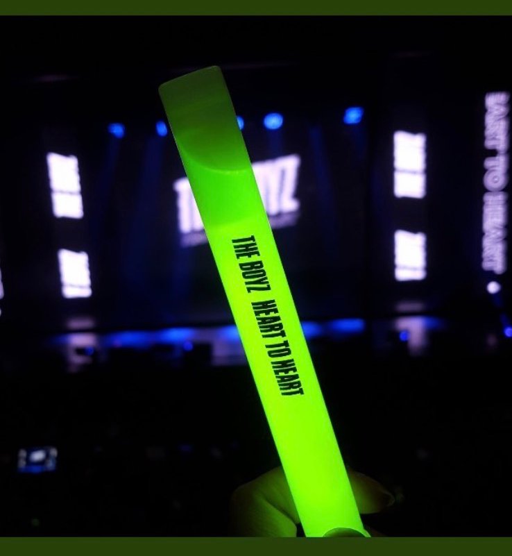 #ERIC #에릭 sent these 🥹