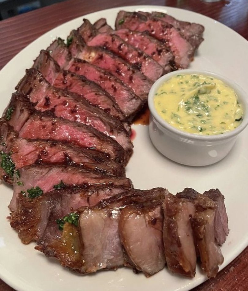 AlpacaAurelius's tweet photo. steak is edible light...sunlight harnessed by chlorophyl into the grass, converted into edible food in the cows rumen by trillions of microbes, assimilated into their muscle into nutritious protein and now on my plate...

what a freaking miracle https://t.co/SKhYvfaguw