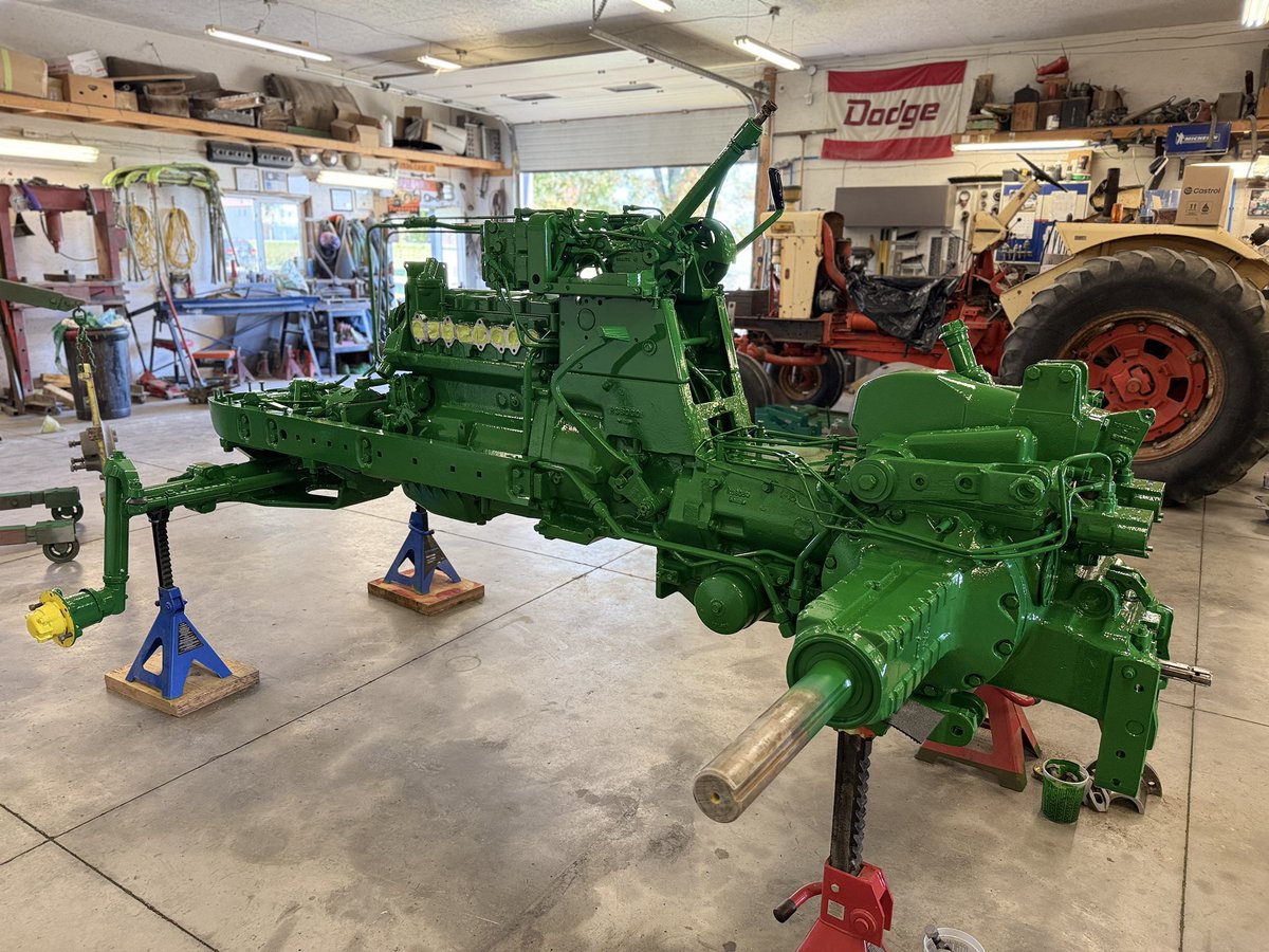 ScanlanTractor's tweet image. painting the wheels next