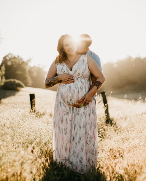 CFH_Jackson's tweet photo. Centering Pregnancy replaces traditional one-on-one prenatal visits with a group care atmosphere. This is a fantastic way to get extra support, and you are encouraged to bring a partner or another support person for each visit. https://t.co/vjhoWV7n3P