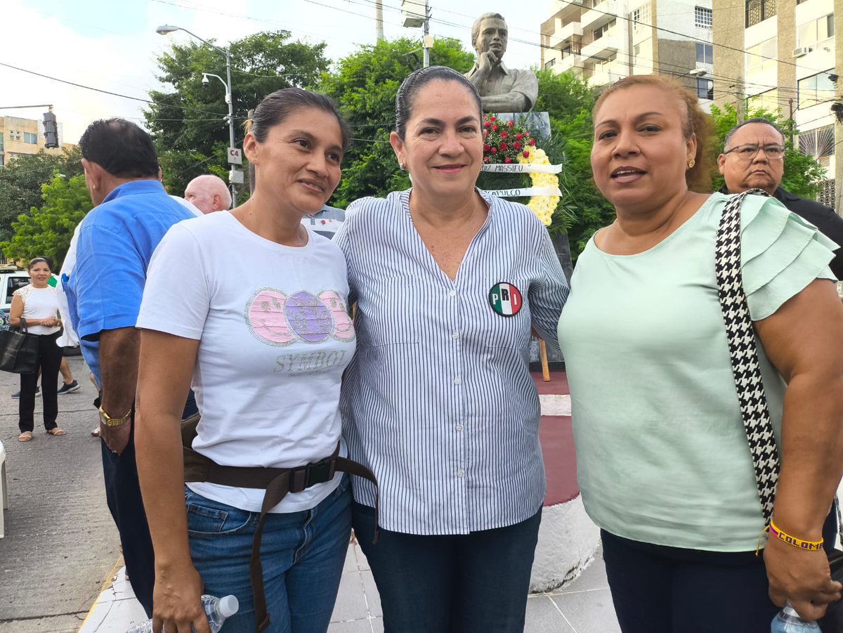 #SociedadAcapulco 
Conmemoran el 31 aniversario luctuoso de José Francisco Ruiz Massieu en #Acapulco

facebook.com/share/p/1BRM3U…