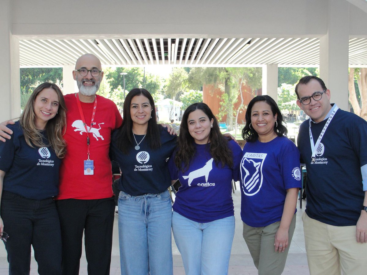 TECcampusQRO's tweet image. 💫 Así vivimos la Bienvenida de Sociedades Académicas: los alumnos de primer semestre eligieron sus casas en un ambiente de energía, unión y mucha convivencia con la comunidad #EMCS. 🙌🏽✨
