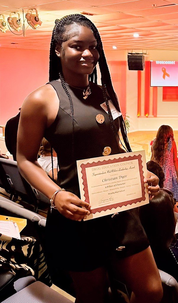 Congratulations  to Christian Dyer!  She is the 25-26 Red Ribbon Student Leader for Murphy High School.