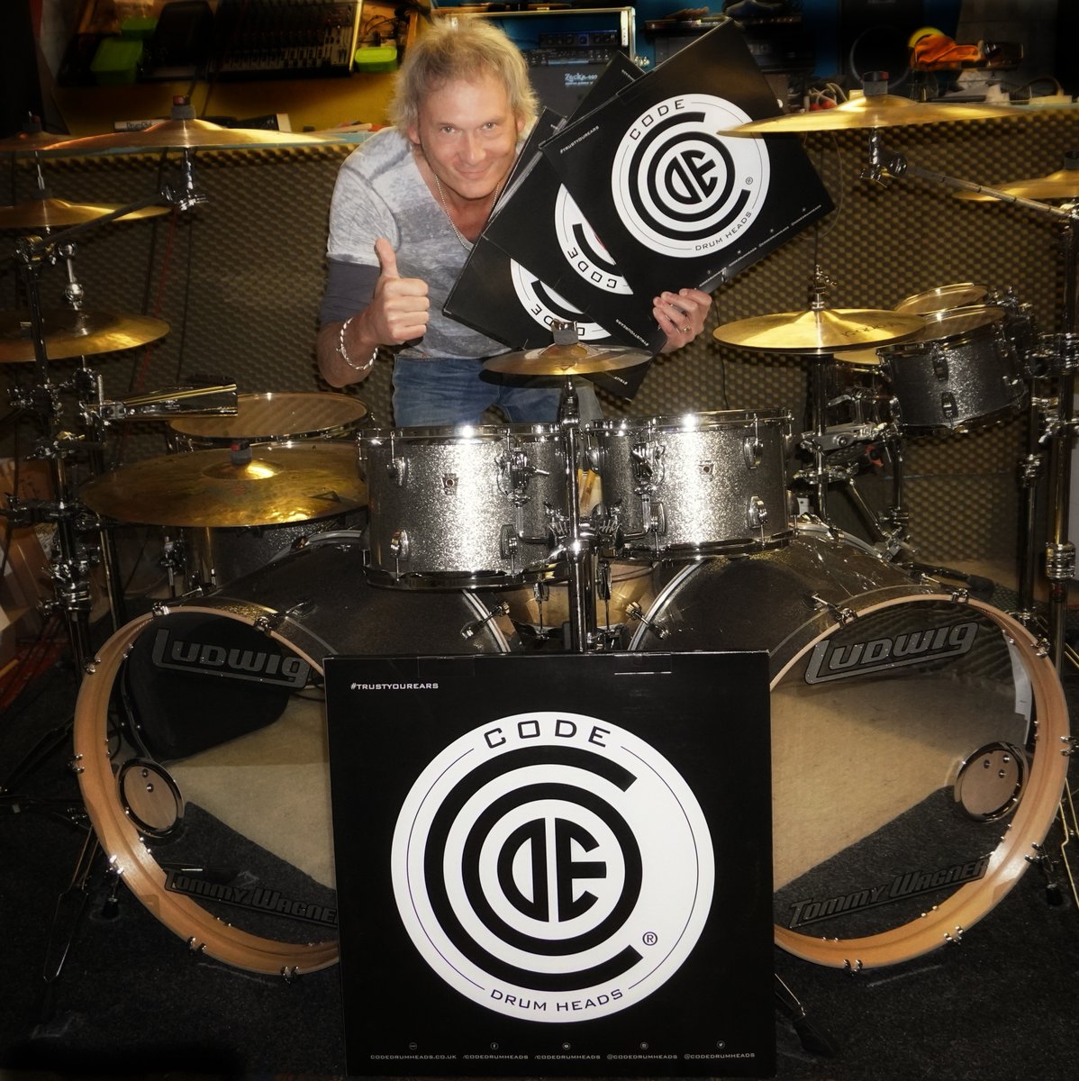 Tommy69Wagner's tweet image. Just received a fresh supply of @CodeDrumHeads  ... still amazed by the sound, quality and durability! Thanks to the team at Musik Wein for the ongoing support and first class service! Highly appreciated!!! #teamcode #trustyourears