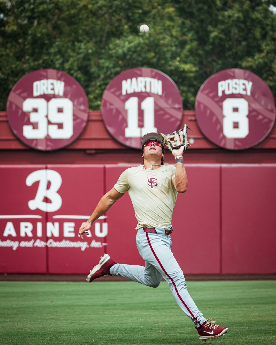 Making these catches look routine. ⚾️