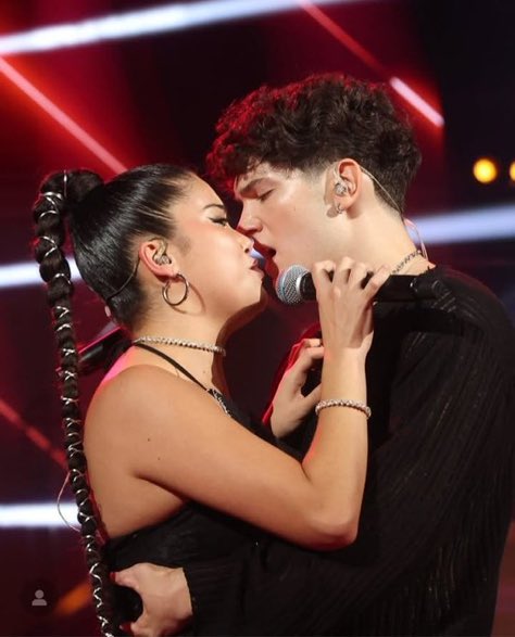 pshouse28's tweet photo. tengo a crespo asi de cerca y me fallan las piernas #OTGala2 https://t.co/K3gRPgxCeI
