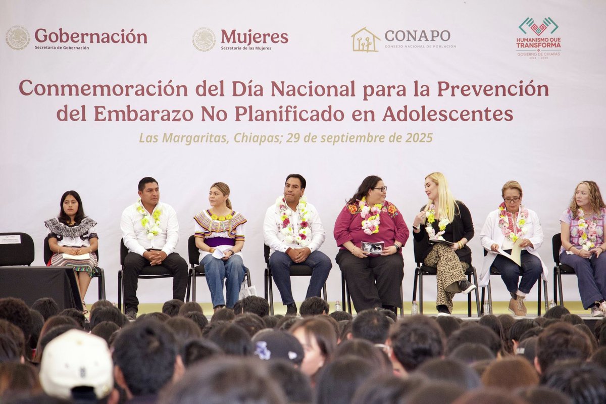 Día Nacional para la Prevención del Embarazo No Planificado en Adolescentes,en la conmemoración realizada en Las Margaritas, acompañamos a la titular de la Secretaría de las Mujeres, Citlalli Hernández Mora, nuestro Gobernador, Dr. Eduardo Ramírez Aguilar.