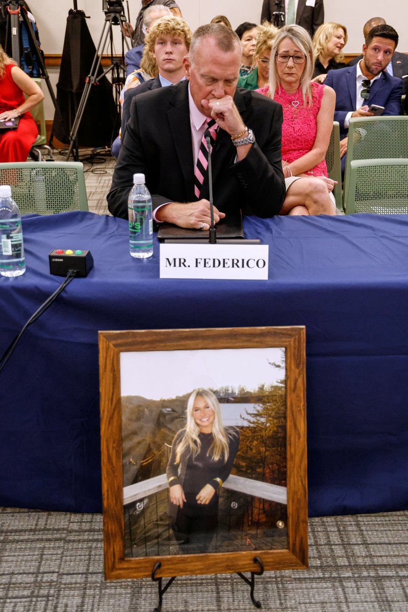 Queen_City_News's tweet image. 'Bang…Dead…Gone': Father of slain #Waxhaw college student speaks out at #Charlotte crime hearing, but lawmakers remain divided @andy_weber_tv 

Watch testimony here &amp;gt;&amp;gt; qcnews.com/charlotte/bang…