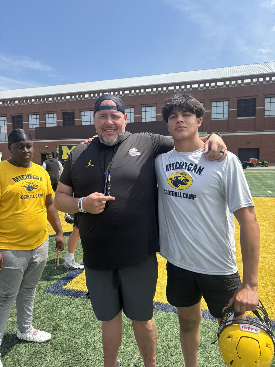 Had a great experience at the Michigan camp and meeting the coaches. I loved the campus!! <a href="/CoachWinkUM/">Wink Martindale</a> <a href="/UMichCoachEspo/">Lou Esposito</a> <a href="/Coach_SMoore/">Sherrone Moore</a> #Michigan #MichiganFootball #HighSchoolFootball #football #Recruiting