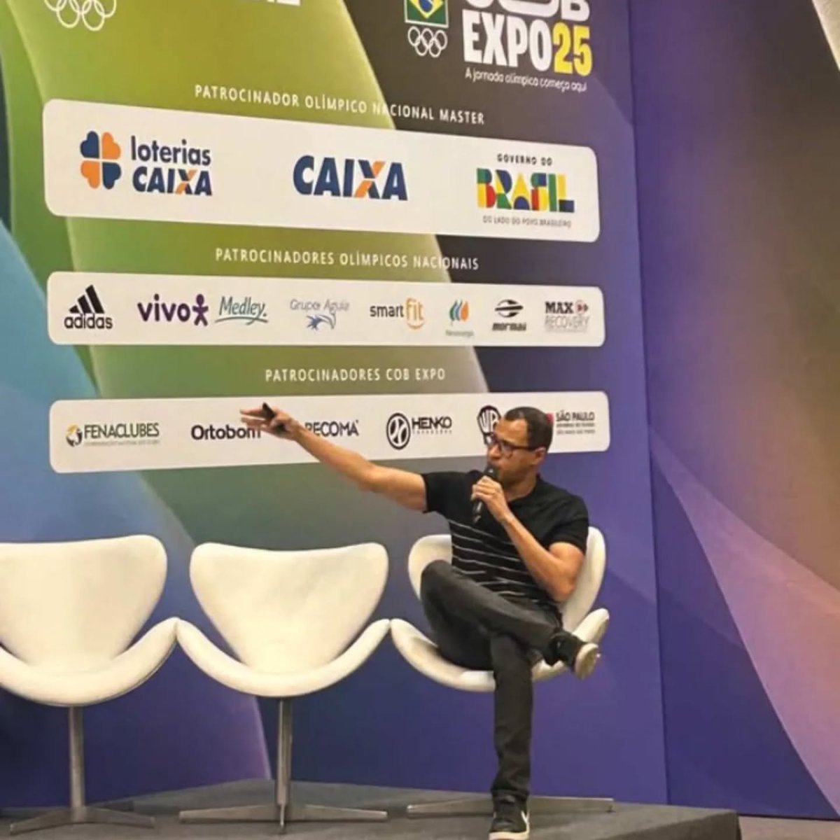 Notícias Swim Channel -> Jornalista sênior da Swim Channel participa da COB Expo: swimchannel.net/br/jornalista-…