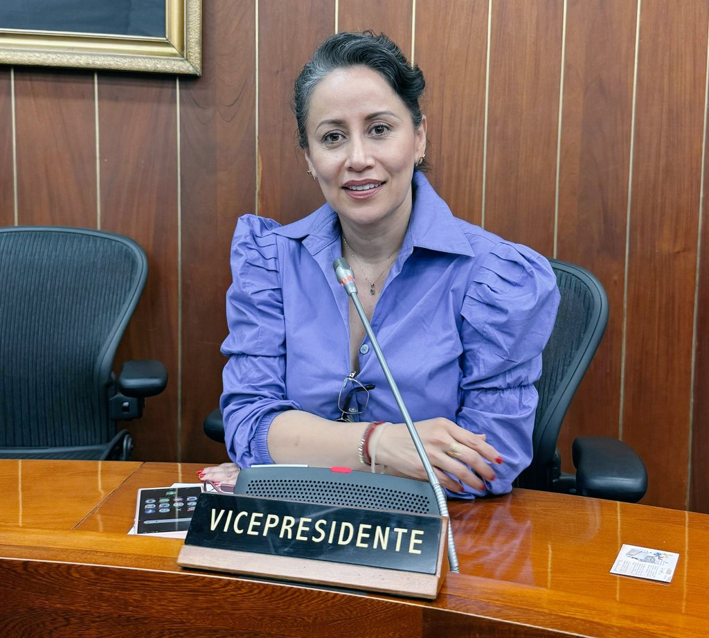 "Todo lo que tenga que ver para seguir insistiendo en cuidar la vida de nuestros niños y niñas y adolescentes, lo haremos unidos. 
Quiero seguir contando con su apoyo en nuestras cusas locales en nuestras regiones. 
Muchas gracias"